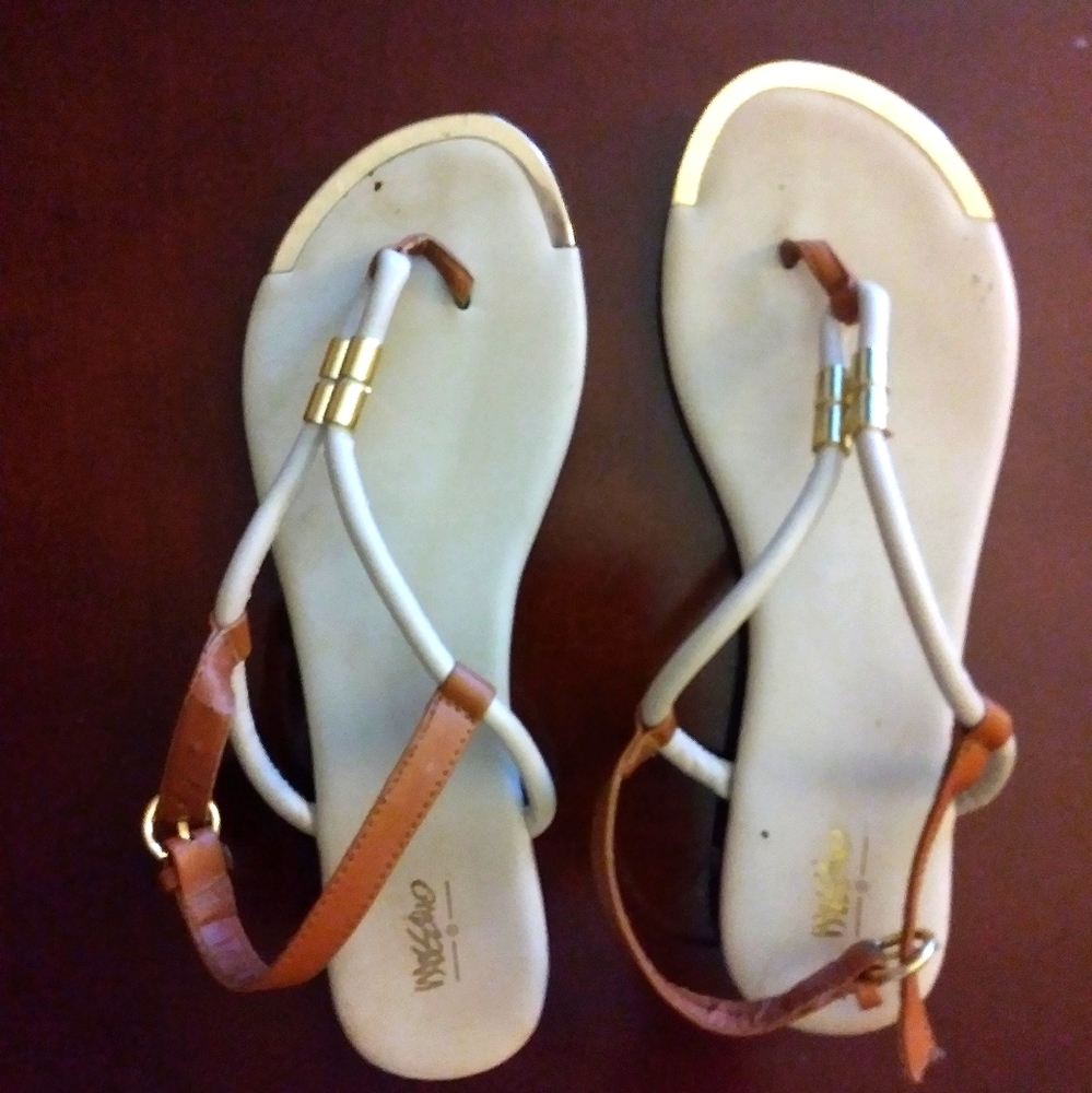 MOSSIMO SANDALS
